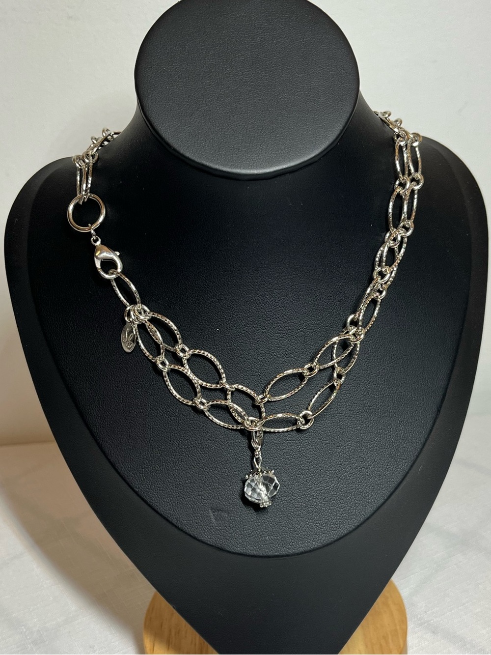 SOUTH HILL DESIGNS Chain Necklace Removable Crystal Drop
Single or double wrap